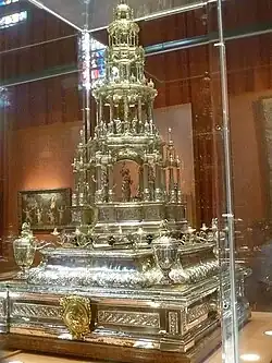 Хуан де Арфе-и-Вильяфанье. Монстранция собора Спасителя Авилы. 1571. Серебро. Музей собора, Авила