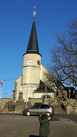 Церковь Сен-Пьер