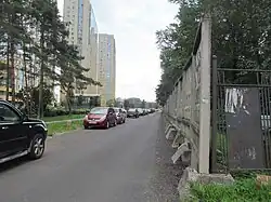 Вид от проспекта Александровской Фермы. Справа - Преображенское еврейское кладбище, слева - квартал новостроек