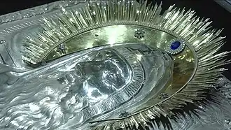 Рака Арсения Коневского в музее церковного искусства (вид спереди).