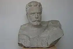 Бюст М. В. Фрунзе (скульптор: Г. А. Тупый)