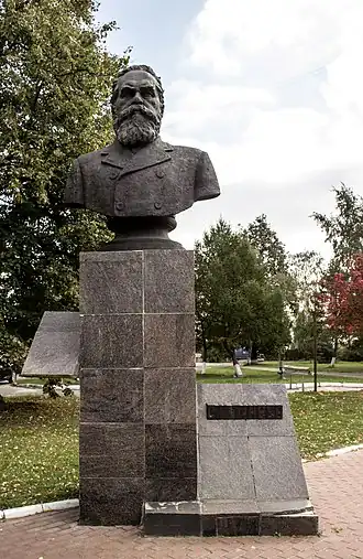 Памятник Танееву во Владимире