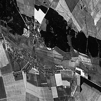 Спутниковая съёмка села Великий Листвен. 1972 год