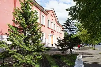 Здание вечерней школы № 6 в Барнауле