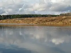 Вид на нижнее течение Старицы со стороны посёлка Рязанка осенью 2010 года