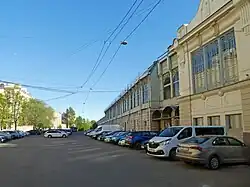 Вид на Винокурцевский проезд и Витебский вокзал (справа)