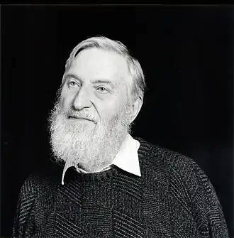 Генри Китинг в 2002 году, фотограф&nbsp;— Никола Курц (род. 1971)