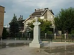 Светомузыкальный фонтан «Высоцкий» в Гороховце