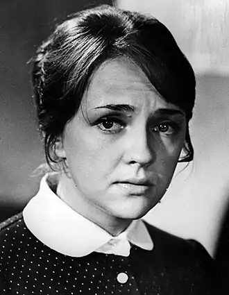 В роли радистки Кэт. Кадр из телефильма «Семнадцать мгновений весны» (1973)