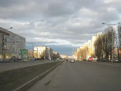 Движение по проспекту на восток(слева дом №&nbsp;3)