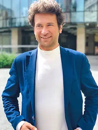 Дирижёр в мае 2022 года