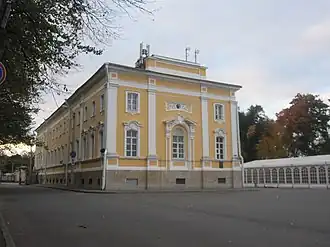 Восточный фасад