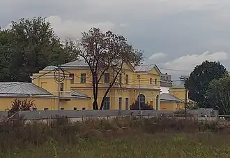 Садовый фасад