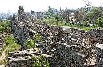 Древняя стена Херсонеса