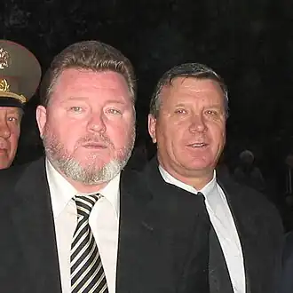 И.С. Кичмаренко (справа) с губернатором Алтайского края М.С. Евдокимовым (слева)