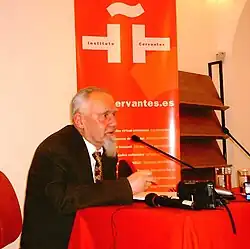 А. В. Елпатьевский читает лекцию «Испанские военнопленные в СССР» в Институте Сервантеса