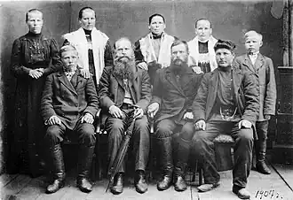 Шенкурские жители, 1907г. Фотография из Шенкурского районного краеведческого музея.