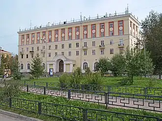 Кинотеатр «Заря» на улице Краснофлотцев