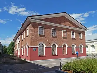 Паровая прачечная, Университетская набережная, 13Б, &nbsp;Объект культурного наследия народов&nbsp;РФ регионального значения. Рег. № 781410072500005 (ЕГРОКН). Объект № 7830423000 (БД Викигида)