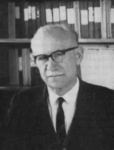 Виктор Дмитриевич Зотов в 1968 годуФото J. Somers Cocks