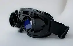 Призматический инвертоскоп, где призмы могут поворачиваются на любой произвольный угол