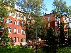 Главное здание ВГМХА в 2010 году (реконструкция 2010−2021)