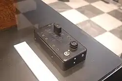 «Комсомолец» — вероятно, последний в СССР детекторный приёмник, выпускавшийся не в качестве учебного пособия или игрушки (1947–1957 гг.)