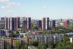 Вид на высотки жилого комплекса «Родина» со стороны жилого района Горки-1