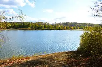 Озеро Шанхай. Возвышенность на заднем плане – третья надпойменная терраса