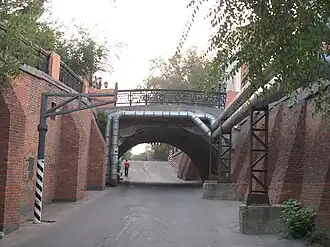 Каменный мост. Вид к улице Орджоникидзе