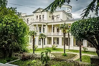 Восточный фасад главного корпуса, 2016 год