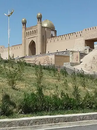 Крепость в Ура-Тюбе.