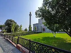 Минарет мечети