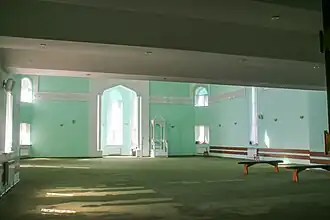 Молельный зал соборной мечети Джамиг