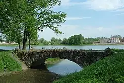 Туфовый мостик на «Остров любви»