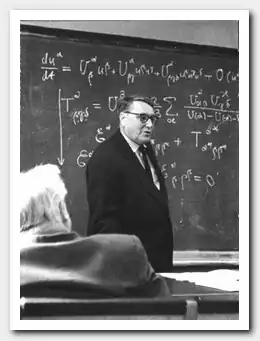 Виктор Владимирович Немыцкий на защите А. М. Молчанова