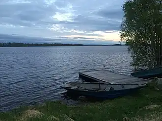 Вид с восточного берега