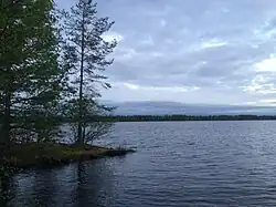 Вид с восточного берега