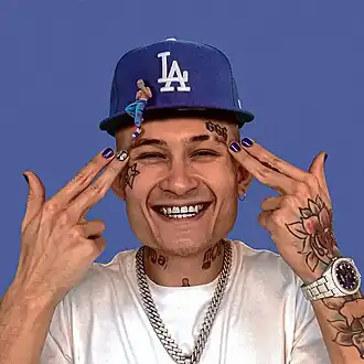 Обложка сингла Моргенштерна «Пососи» (2020)