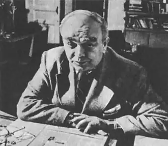 В своём кабинете в ААНИИ