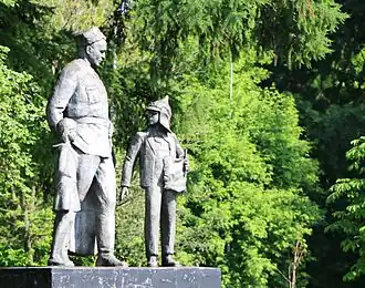 Памятник Аркадию Гайдару