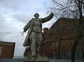 Памятник во дворе ТЭС 2 им Куйбышева, 2018