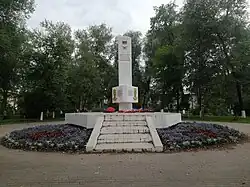 Памятник Героям Советского Союза Н. В. Мамонову и С. Н. Орешкову в городе Сокол