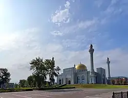 Парковка возле мечети