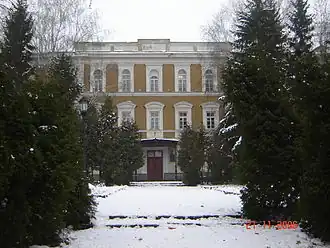 Гимназия №1 на Красной улице