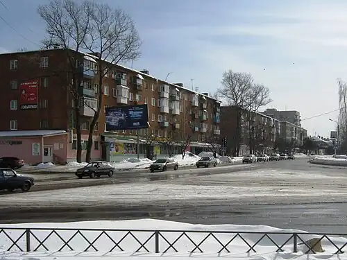 Перекрёсток с Ленинградским шоссе (дома №&nbsp;28, 26, 22)