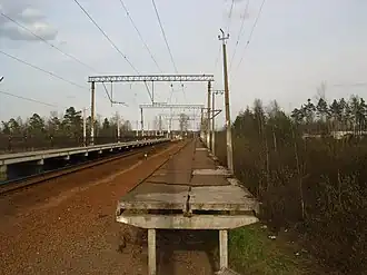 Обрушившаяся часть второй (снесённой) платформы