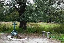 Погост возле храма