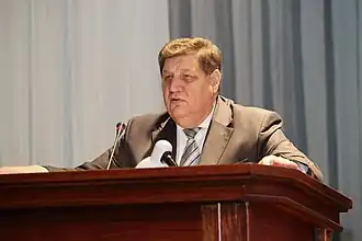 На профсоюзной трибуне