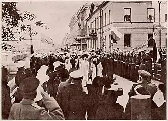 1910 год, прибытие семьи Романовых на торжество поднятия креста храма Спас-на-Водах